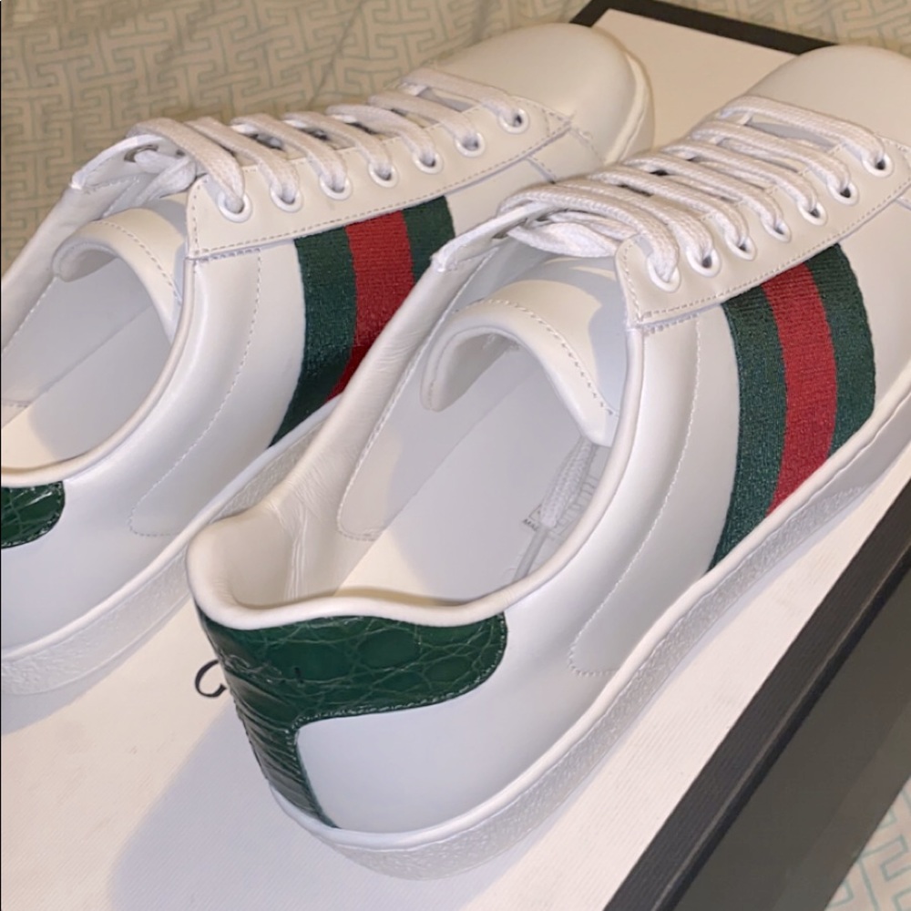 Authentic GUCCI sneakers!